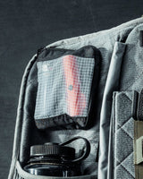 FADE VIEW POUCH
