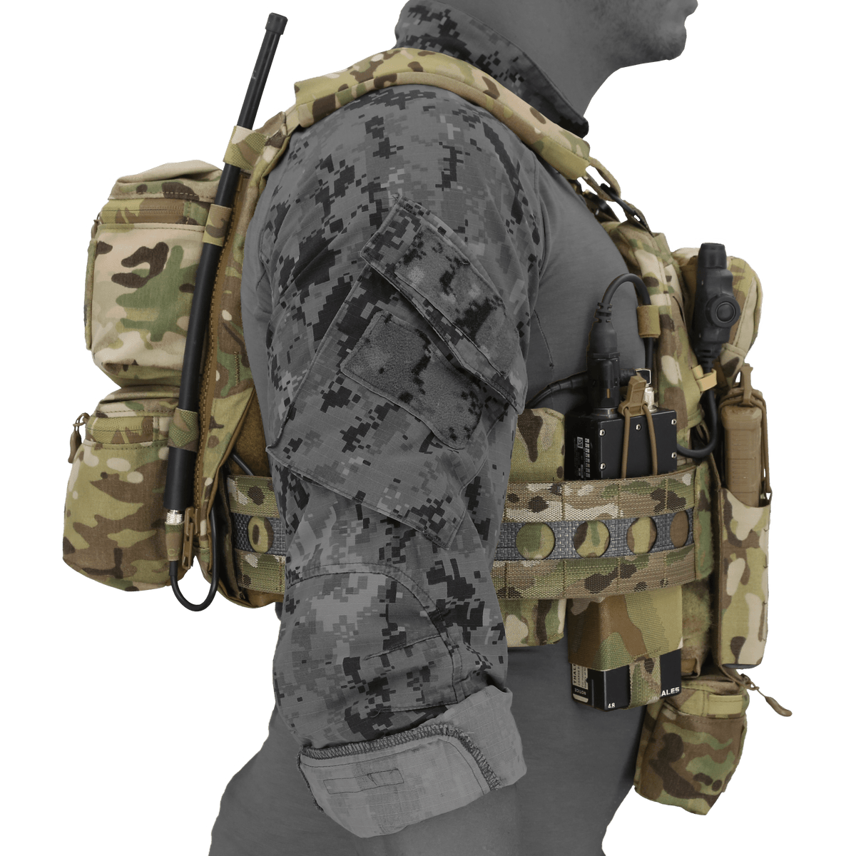 ADAPT BACK PANEL DOUBLE POUCH